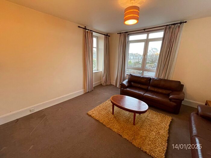 2 Bedroom Flat To Rent In Bon Accord Street, First Floor Right, Aberdeen, AB11