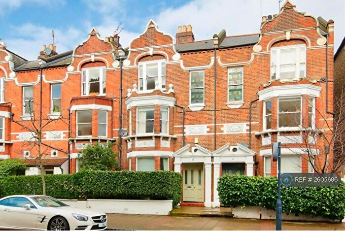 2 Bedroom Flat To Rent In Prince Of Wales Drive, London, SW11