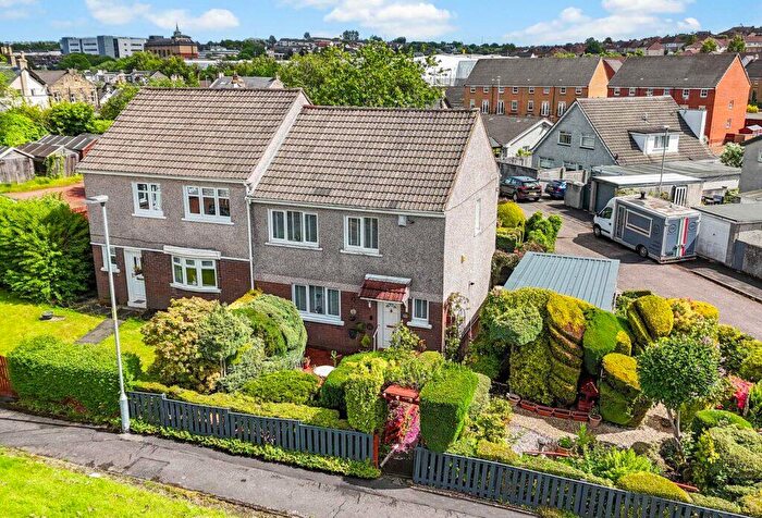 3 Bedroom Semi-Detached House For Sale In Cairndyke Crescent, Cairnhill, Airdrie, ML6