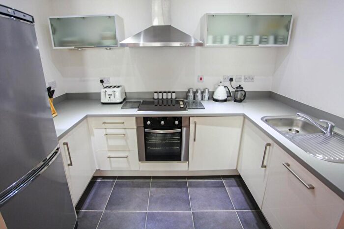 2 Bedroom Flat To Rent In Cornhill, L1
