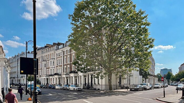 2 Bedroom Flat To Rent In Collingham Road, London, SW5