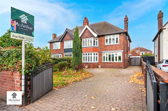 3 Bedroom Semi-Detached House For Sale In Town Moor Avenue, Doncaster, South Yorkshire, DN2