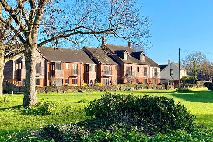 2 Bedroom Flat For Sale In Lynes Court, Bickerley Road, BH24