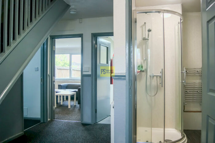 4 Bedroom End Of Terrace House To Rent In Bloomsbury Street - Bath Student Property, B7