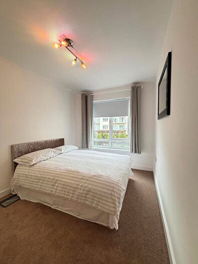 2 Bedroom Flat To Rent In Heritage Avenue, London, NW9