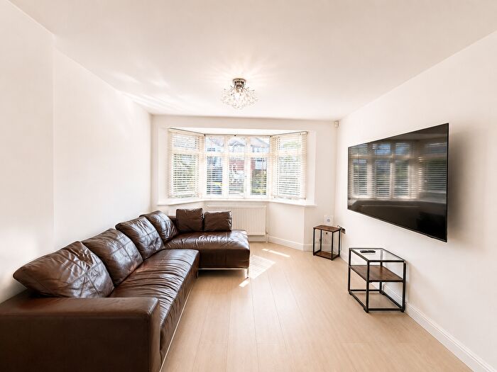 3 Bedroom Detached House To Rent In Meadow Way, Wembley, HA9