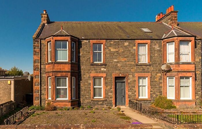 2 Bedroom Flat For Sale In / Rosetta Road, Peebles, EH45