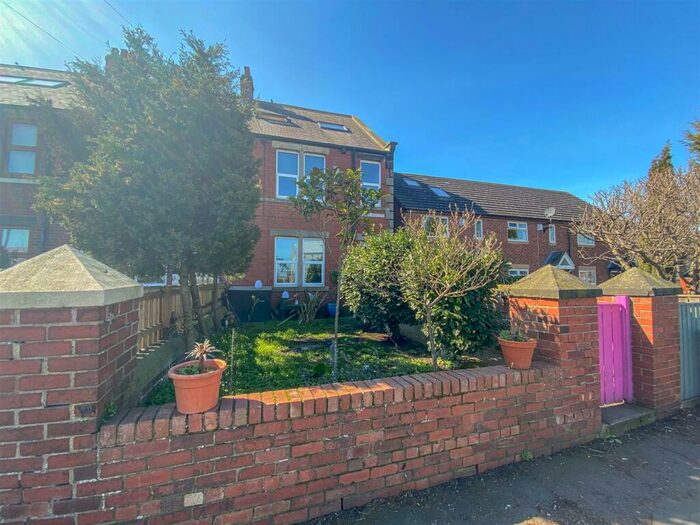 4 Bedroom End Of Terrace House For Sale In Office Houses, Seaton Burn, Newcastle Upon Tyne, NE13