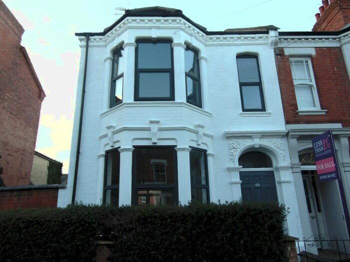 5 Bedroom Terraced House To Rent In Holly Road, Northampton, NN1