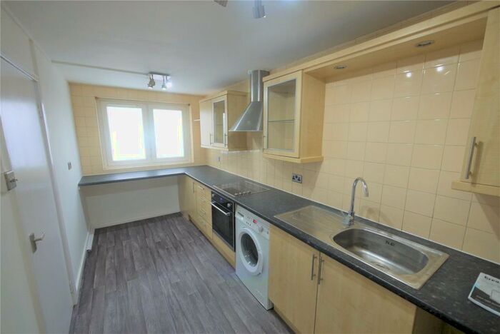 2 Bedroom Apartment To Rent In Masefield Court, Cromwell Road, Brentwood, CM14