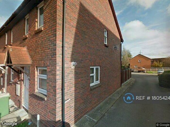 2 Bedroom Semi-Detached House To Rent In Harper Road, London, E6