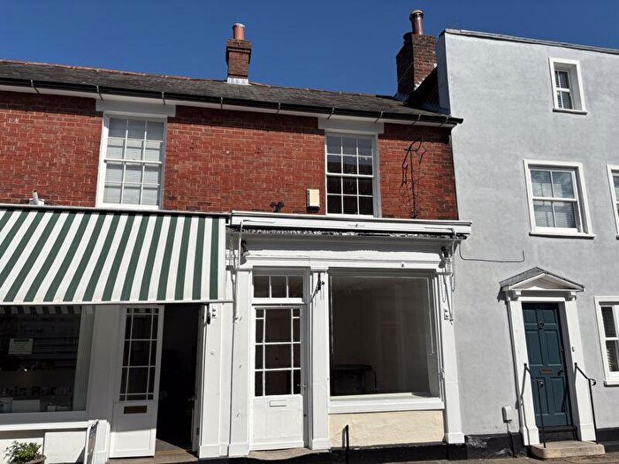 2 Bedroom Terraced House For Sale In Queen Street, Emsworth, PO10