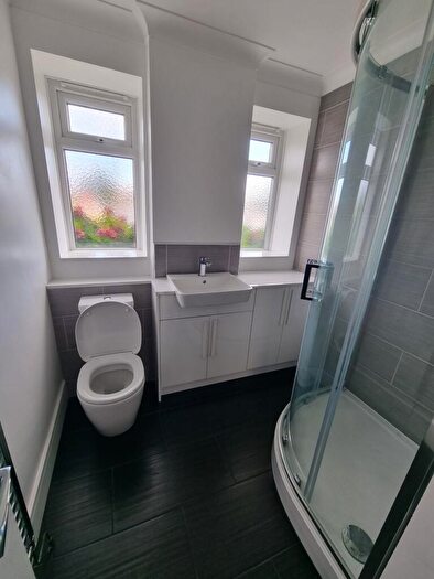 2 Bedroom Ground Maisonette To Rent In Marlow Road, High Wycombe, HP11