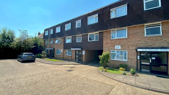 2 Bedroom Flat To Rent In Preston Road, Harrow, HA3
