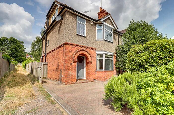 4 Bedroom Semi Detached House For Sale In Hemdean Road, Caversham, Reading, RG4