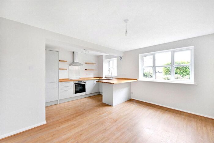 1 Bedroom Flat To Rent In Barkwith House, Cold Blow Lane, London, SE14