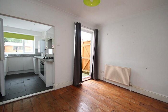 2 Bedroom Terraced House For Sale In Bath Road, Portsmouth, Hampshire, PO4