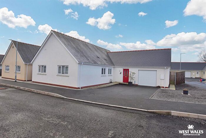 3 Bedroom Detached Bungalow For Sale In Slade Gardens, Haverfordwest, SA61