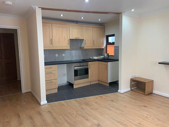 Flat To Rent In High Street, Chatteris, PE16