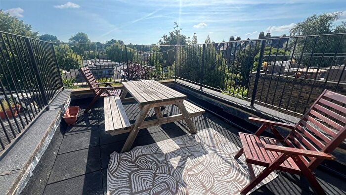 3 Bedroom Flat To Rent In Rona Road, London, NW3