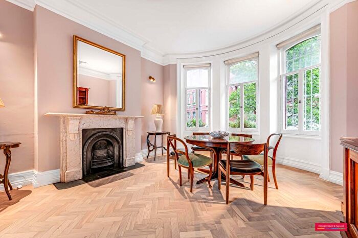 4 Bedroom Flat To Rent In Cabbell Street, London, NW1