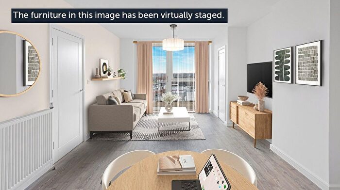 1 Bedroom Flat For Sale In St. Cloud Way, Maidenhead, Berkshire, SL6