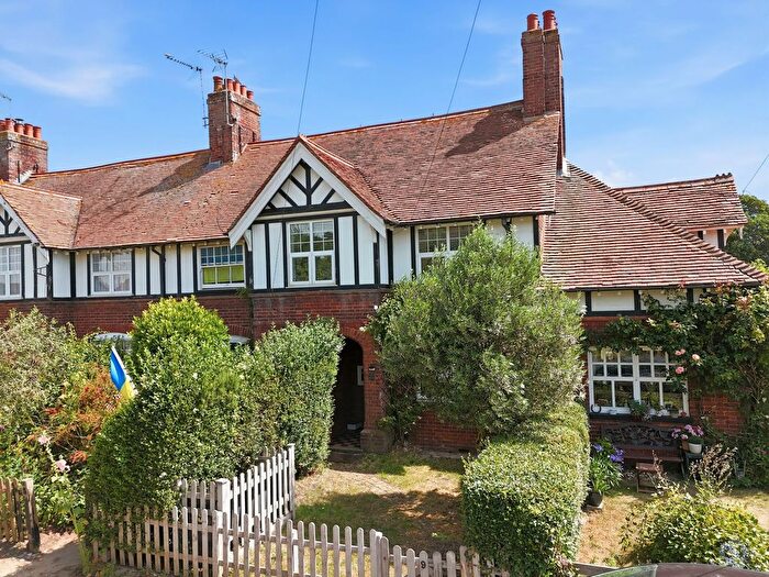 3 Bedroom Terraced House For Sale In The Street, Bawdsey, IP12
