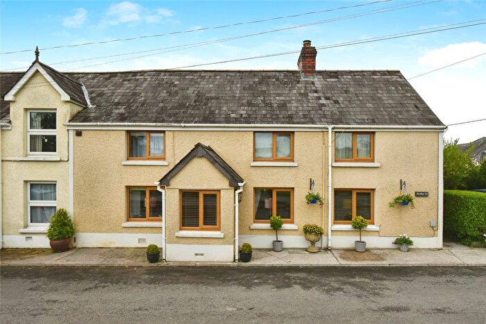 3 Bedroom Cottage For Sale In Manordeilo, Llandeilo, Carmarthenshire, SA19