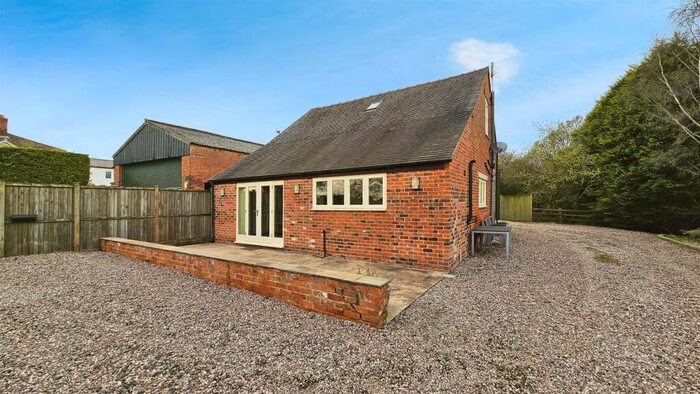2 Bedroom Barn Conversion To Rent In Uttoxeter Road, Hilton, Derby, DE65