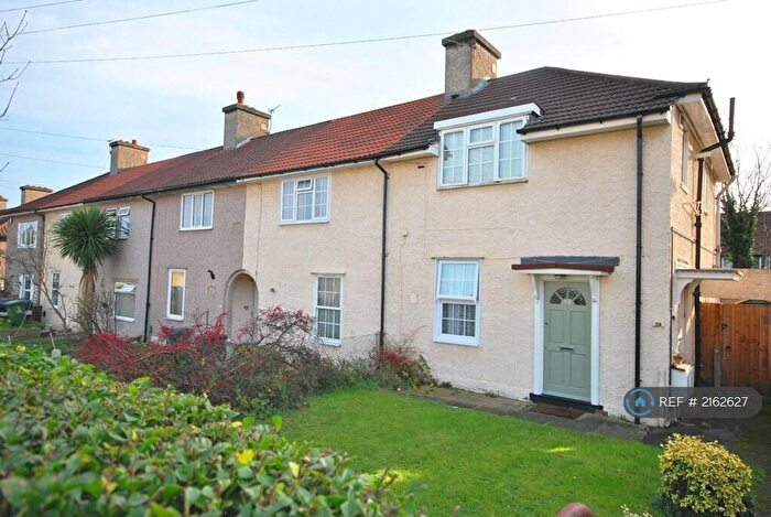 1 Bedroom Maisonette To Rent In Pendragon Road, Bromley, BR1