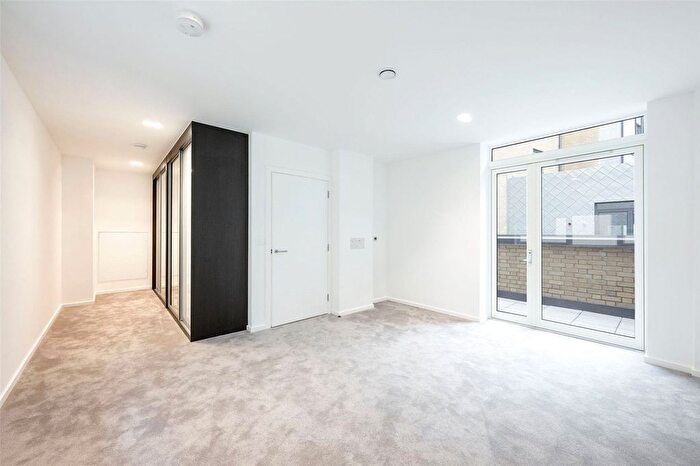 3 Bedroom Mews For Sale In Portobello Square, Cantle Mews, London, W10