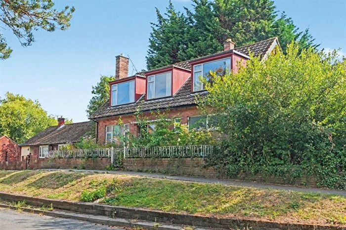 4 Bedroom Detached House For Sale In Cornist Road, Flint, CH6