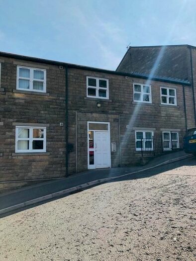 1 Bedroom Flat To Rent In Ivegate Mews, Colne, BB8