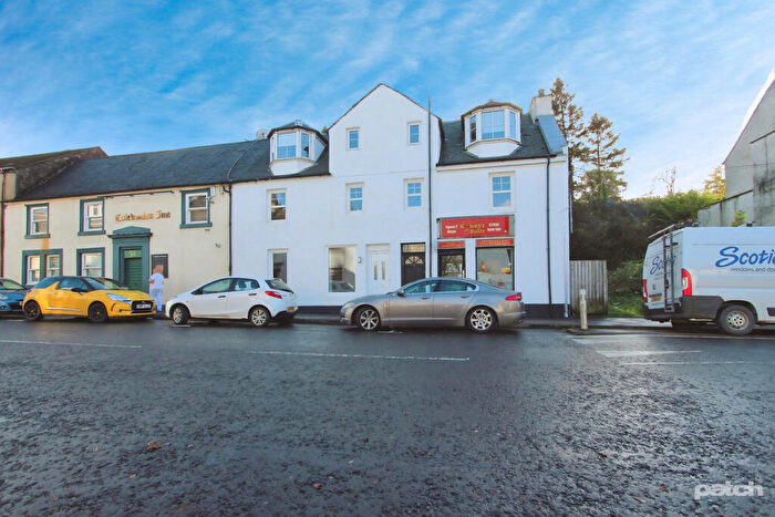 3 Bedroom Town House For Sale In Eglinton Street, Beith, KA15