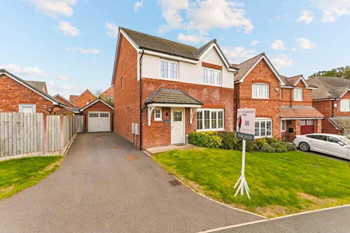 4 Bedroom Detached House For Sale In Lavinia Close, Somerford, Congleton, Cheshire, CW12