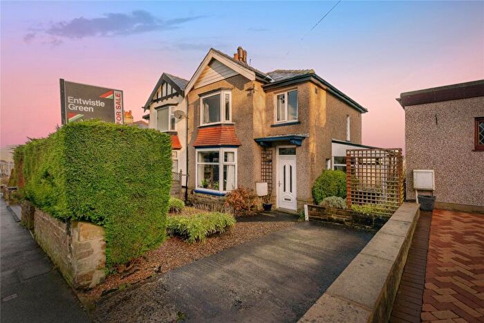 3 Bedroom Semi Detached House For Sale In Halifax Road, Nelson, Lancashire, BB9