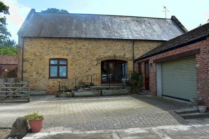 3 Bedroom Barn Conversion To Rent In North Eastern Yeovil, Somerset, BA21