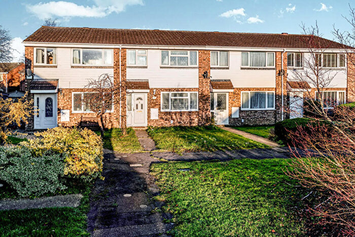 3 Bedroom House To Rent In Saxon Avenue, Stotfold, Hitchin, Hertfordshire, SG5