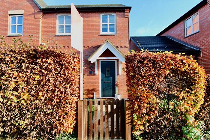 3 Bedroom Semi-Detached House For Sale In High Street, Fleckney, Leicester, Leicestershire, LE8
