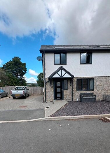 3 Bedroom Semi-Detached House For Sale In Llys Maesydd, Llandrillo, Corwen, LL21