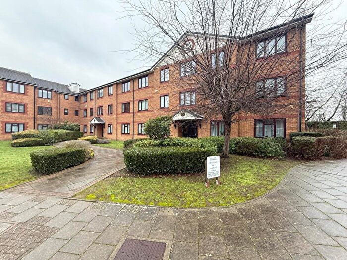 2 Bedroom Flat For Sale In Pullman Place, Eltham, SE9