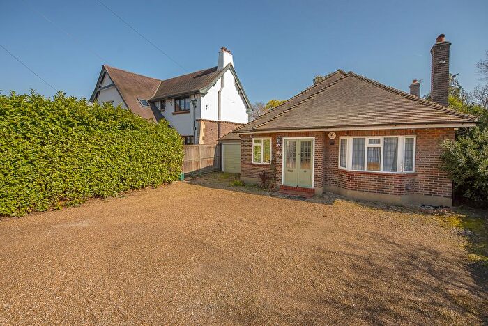 3 Bedroom Bungalow To Rent In Wensleydale Road, Hampton, TW12