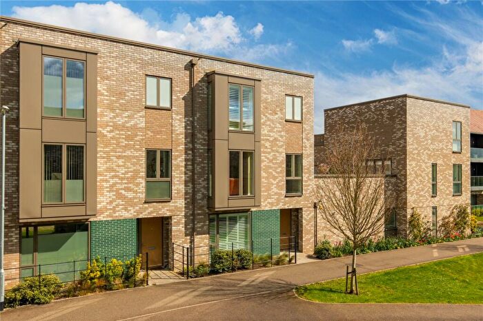 4 Bedroom End Of Terrace House For Sale In Knightly Avenue, Cambridge, Cambridgeshire, CB2