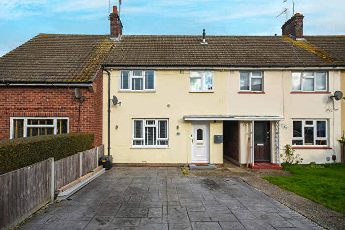 3 Bedroom Terraced House For Sale In Pyms Road, Galleywood, Chelmsford, CM2