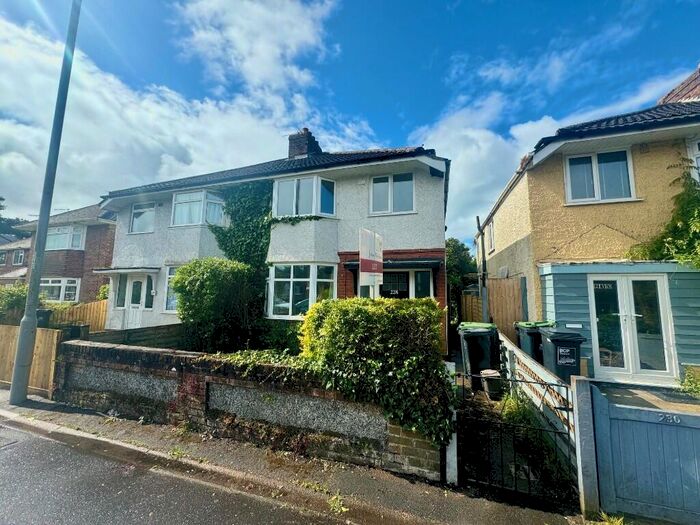 3 Bedroom Semi-Detached House To Rent In Barrack Road, Christchurch, Dorset, BH23