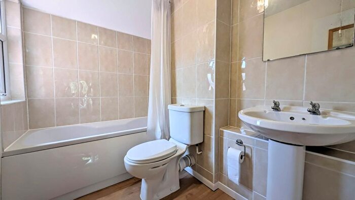 3 Bedroom Terraced House For Sale In Montrose Close, Whitehill, Hampshire, GU35