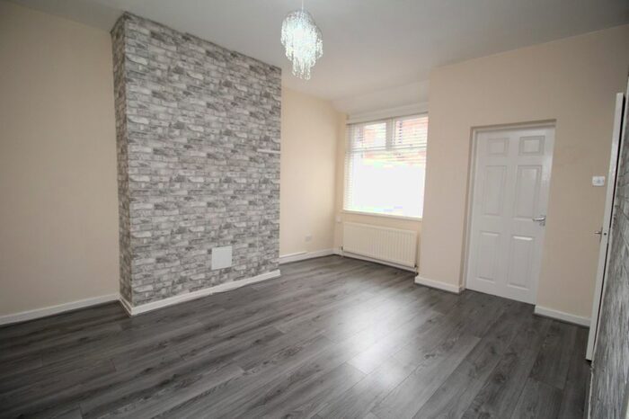 3 Bedroom Terraced House For Sale In Gorton Lane, Manchester, Greater Manchester, M18