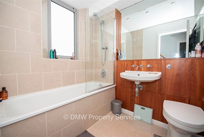 2 Bedroom Flat For Sale In Cranmer Street, Mapperley Park, Nottingham, NG3
