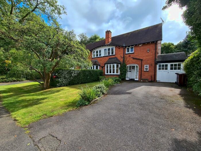 4 Bedroom Semi-Detached House To Rent In Rednal Hill Lane, Rednal, Birmingham, B45