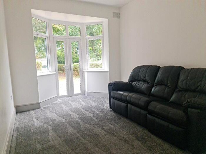 1 Bedroom Flat To Rent In Poplar Avenue, Edgbaston, Birmingham, B17